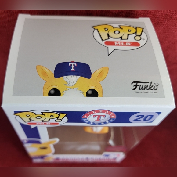 Rangers Captain funko # 20 (nib) With pop protector - Picture 4 of 7